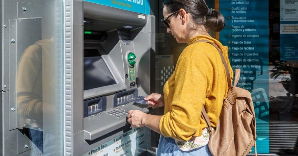 אתם חושבים למשוך כסף מקרן הפנסיה הכירו את חברת מיס פנסיה שיעשו לכם סדר בבלגן